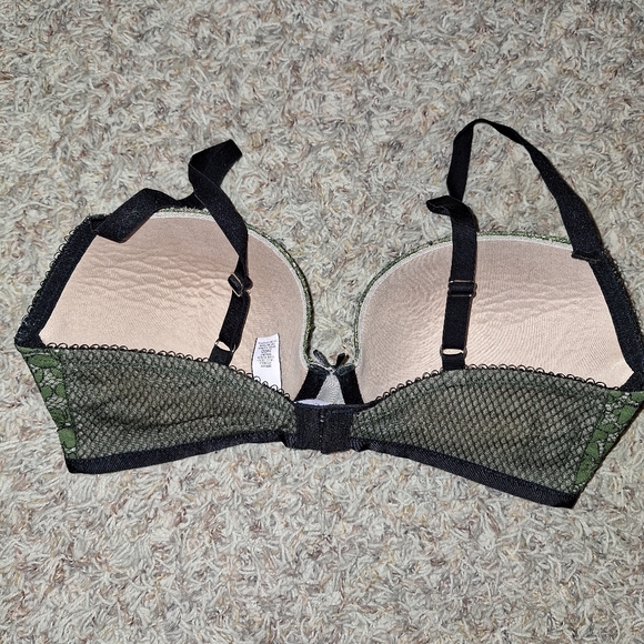 All Bras: Buy 1, Get 1 Free - Picture 4 of 9